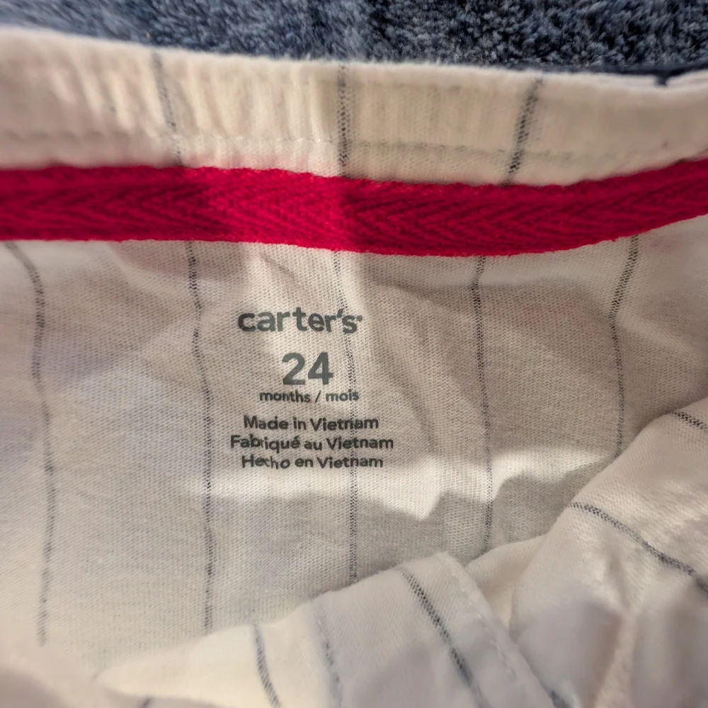 Carter's 24M White and Navy Striped Baby Outfit